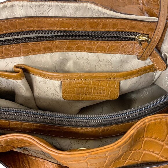 Michael Kors Camel colored Croc Embossed Leather tote bag/gold hardware - Picture 4 of 14